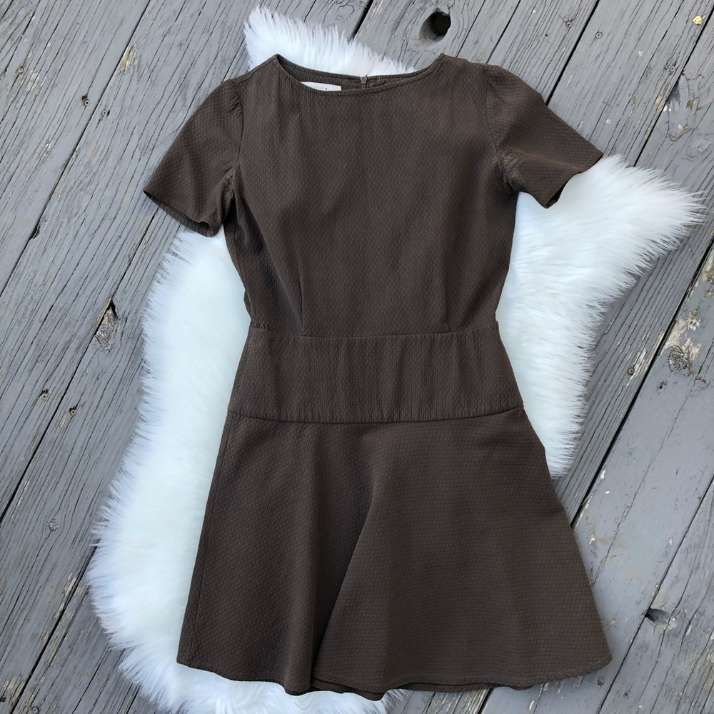 5/$25 🌵 Sessùn Skater Dress